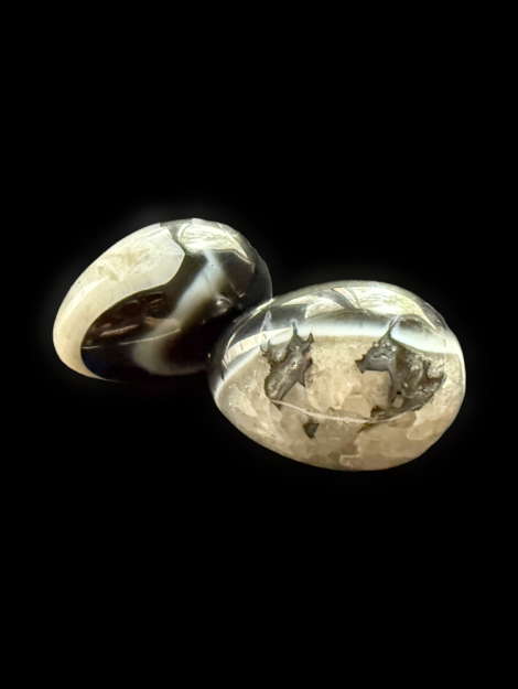 Black Banded Agate Egg